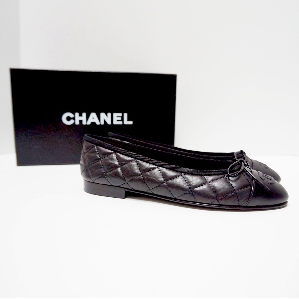 Chanel Black Quilted Ballet Flats